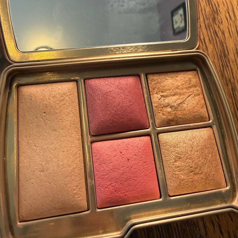 Hourglass Bronzer & Contour Palette - Gold, Pink, Brown